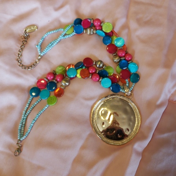 Womens necklace - Picture 3 of 6